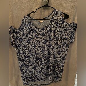 Michael Kors Navy and White Floral Cold Shoulder Top 2X